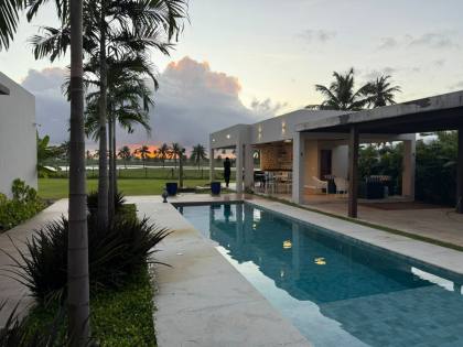 Belíssima Casa à Venda no Residencial Damha – Exclusividade | Porteira Fechada