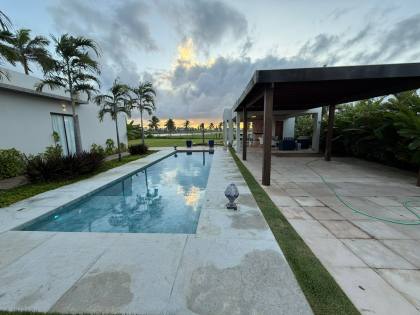 Belíssima Casa à Venda no Residencial Damha – Exclusividade | Porteira Fechada