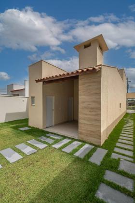 Casa à Venda no Condomínio Morada do Lago – A 800m da Praia!