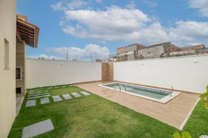 Casa à Venda no Condomínio Morada do Lago – A 800m da Praia!