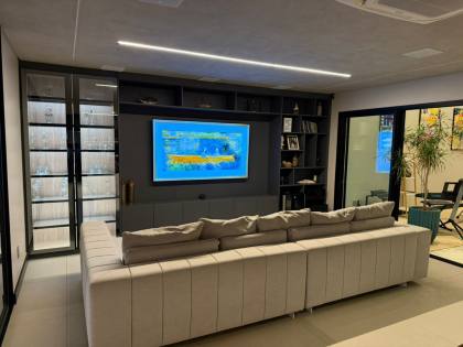 Belíssima casa à venda no Residencial Damha