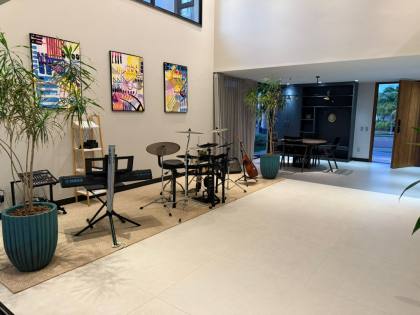 Belíssima casa à venda no Residencial Damha