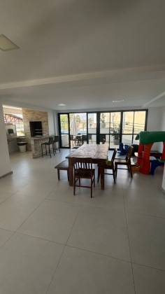 Apartamento à venda na Atalaia