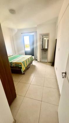 Apartamento à venda na Atalaia
