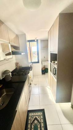 Apartamento à venda na Atalaia