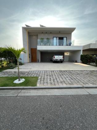 Casa à Venda no Condomínio Terras Alphaville I