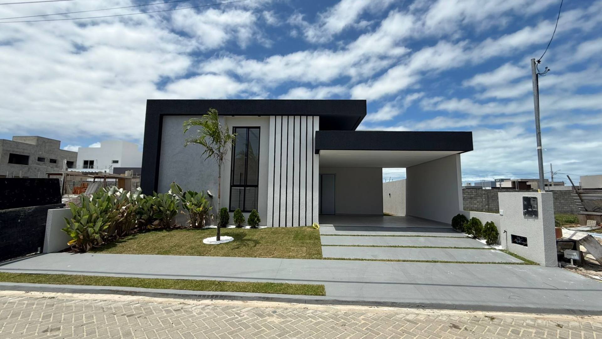Casa à Venda – Condomínio Padang Beach Residence