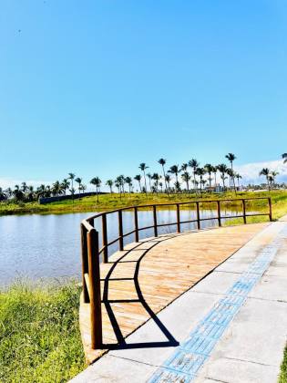 Terreno à Venda no Condomínio Ville Al Maré