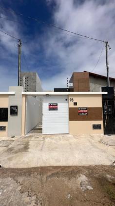 Vendo Casa no Colorado II – Barra dos Coqueiros, em frente ao Condomínio Damha