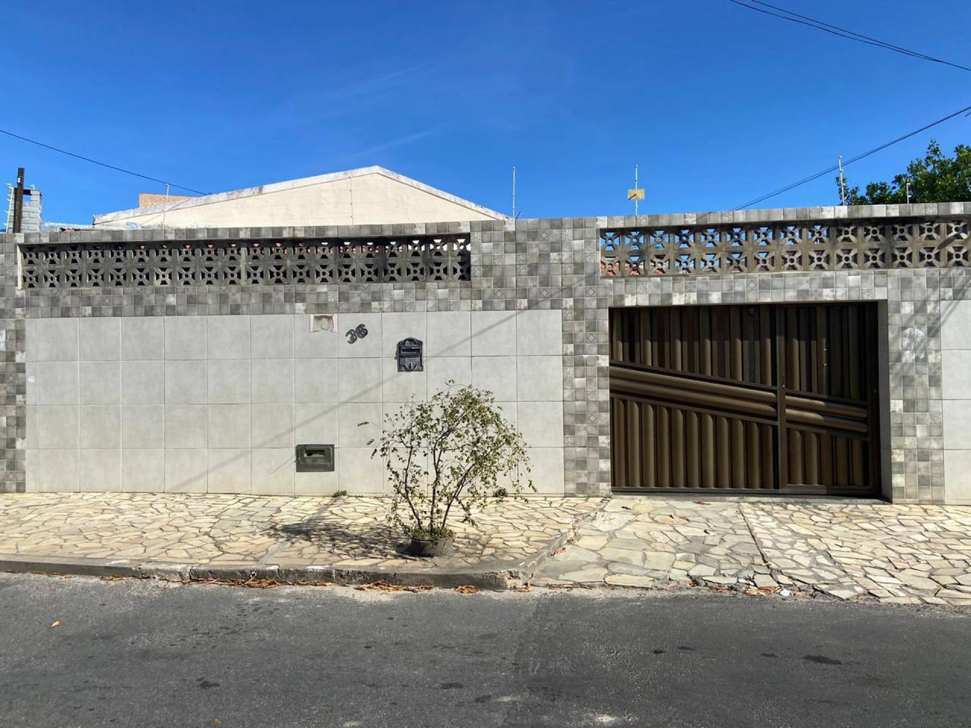 Casa à Venda no Sol Nascente – Bairro Jabotiana