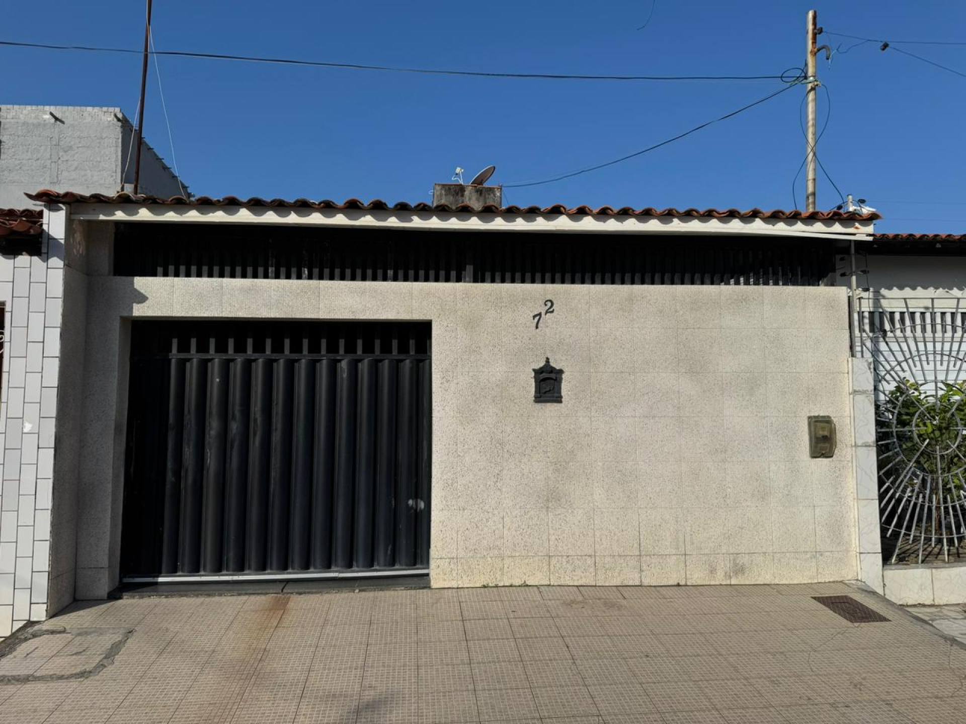 Casa à Venda em rua pública no Bairro 13 de Julho - Aracaju/SE