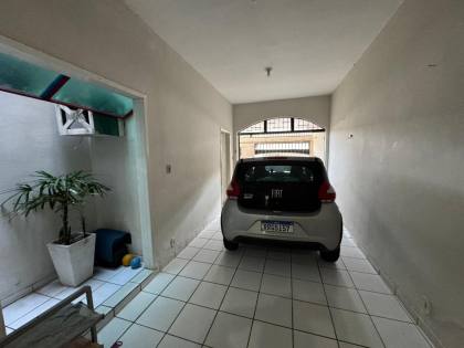 Casa à Venda em rua pública no Bairro 13 de Julho - Aracaju/SE