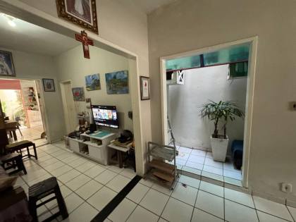 Casa à Venda em rua pública no Bairro 13 de Julho - Aracaju/SE