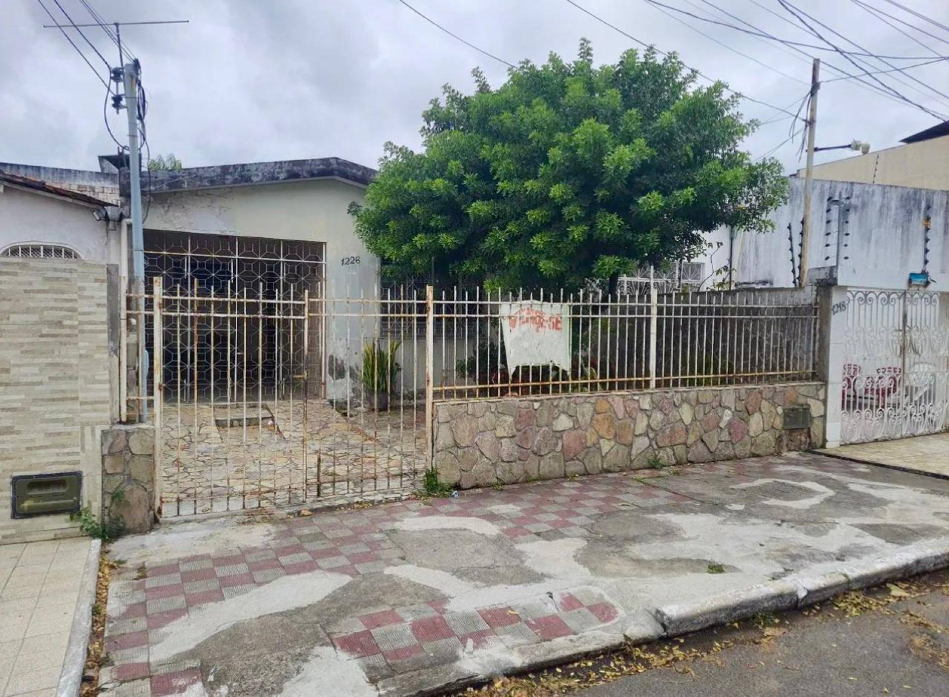 Casa à Venda – Bairro Suissa