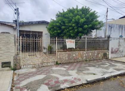 Casa à Venda – Bairro Suissa