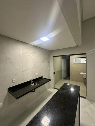 Casa à Venda no Luar da Barra – Fino Acabamento!