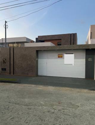 Casa à Venda no Luar da Barra – Fino Acabamento!