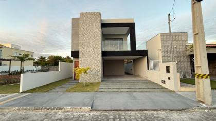 Excelente casa à venda– Condomínio Sol e Praia