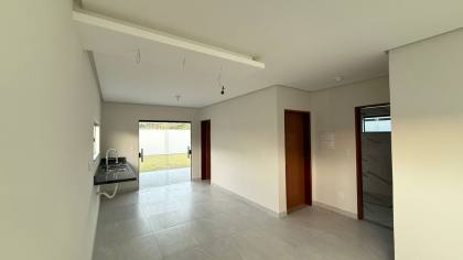 Excelente casa à venda– Condomínio Sol e Praia