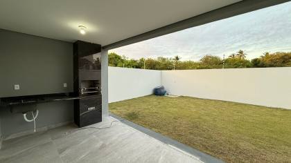 Excelente casa à venda– Condomínio Sol e Praia