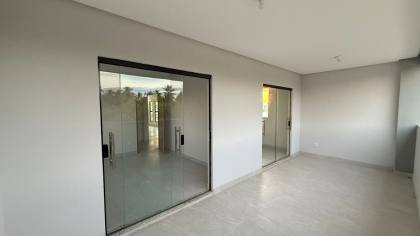 Excelente casa à venda– Condomínio Sol e Praia