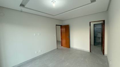 Excelente casa à venda– Condomínio Sol e Praia