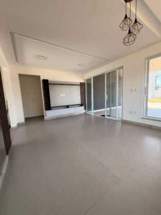 Excelente Casa à Venda – Condomínio Maluí Residence