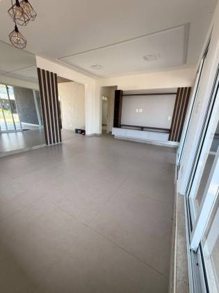 Excelente Casa à Venda – Condomínio Maluí Residence