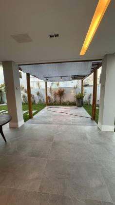 Casa de Luxo à Venda no Condomínio Ravines – Aruana