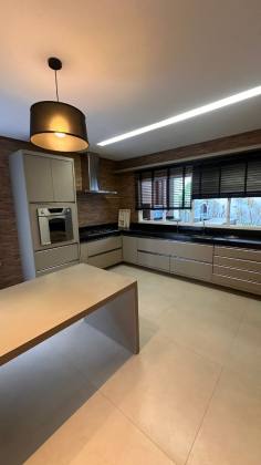 Casa de Luxo à Venda no Condomínio Ravines – Aruana