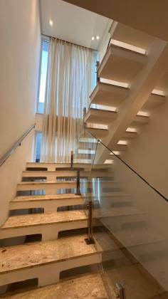 Casa de Luxo à Venda no Condomínio Ravines – Aruana