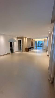 Casa de Luxo à Venda no Condomínio Ravines – Aruana