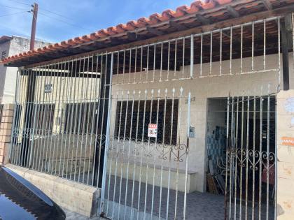 Casa à Venda no Bairro Siqueira Campos