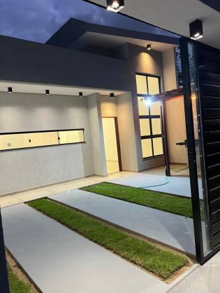 Casa nova à venda no Luar da Barra