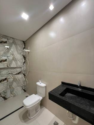 Casa nova à venda no Luar da Barra