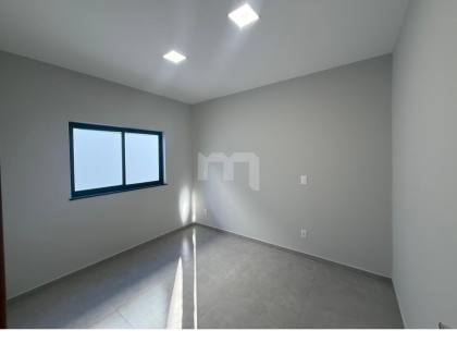 Excelente Casa à Venda — Condomínio Sol e Praia