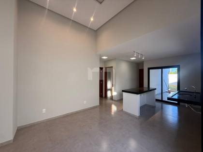 Excelente Casa à Venda — Condomínio Sol e Praia