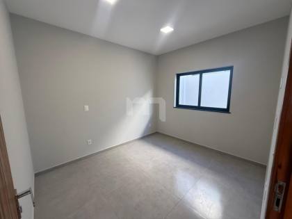 Excelente Casa à Venda — Condomínio Sol e Praia