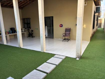 Casa à venda no bairro Aruana