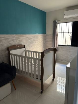 Casa à venda no bairro Aruana