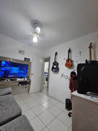 Apartamento à venda no Condomínio Vida Bela, Santa Maria.