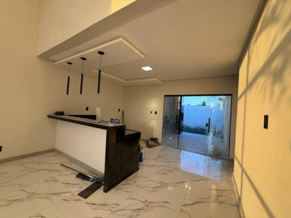 Casa Nova com PISCINA à venda no Maluí Residence!