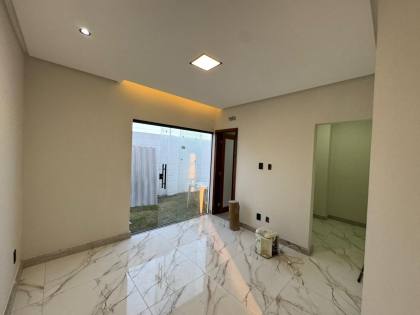 Casa Nova com PISCINA à venda no Maluí Residence!