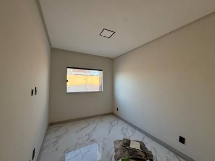 Casa Nova com PISCINA à venda no Maluí Residence!