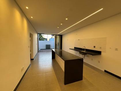 Oportunidade Única: Casa de Alto Padrão no Condomínio Maluí Residence!