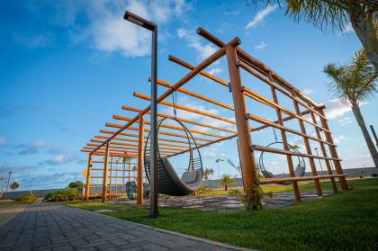 Lotes em condomínio fechado na Aruana, Alto Padrão - Interlagos Residence