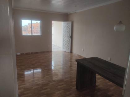 Casa com 2 Pavimentos e Piscina na Barra dos Coqueiros– Espaço e Conforto!