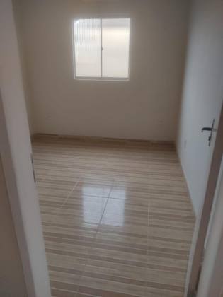 Casa com 2 Pavimentos e Piscina na Barra dos Coqueiros– Espaço e Conforto!