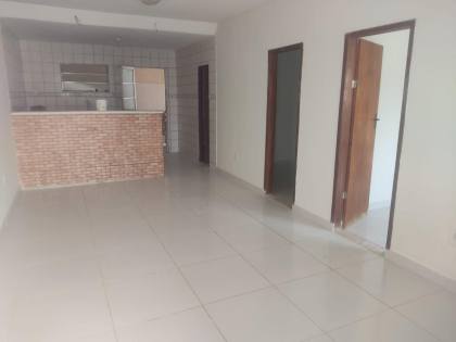 Casa com 2 Pavimentos e Piscina na Barra dos Coqueiros– Espaço e Conforto!