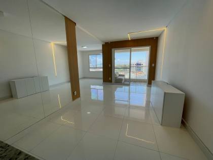 ​Oportunidade no Condomínio Clube Atalaia – Conforto, Lazer e Vista Mar!